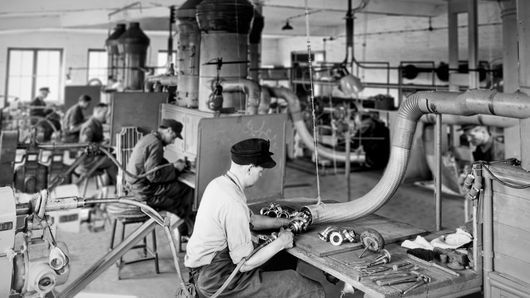 fotografía histórica del taller de maquinaria Julius Geiger GmbH en Stuttgart