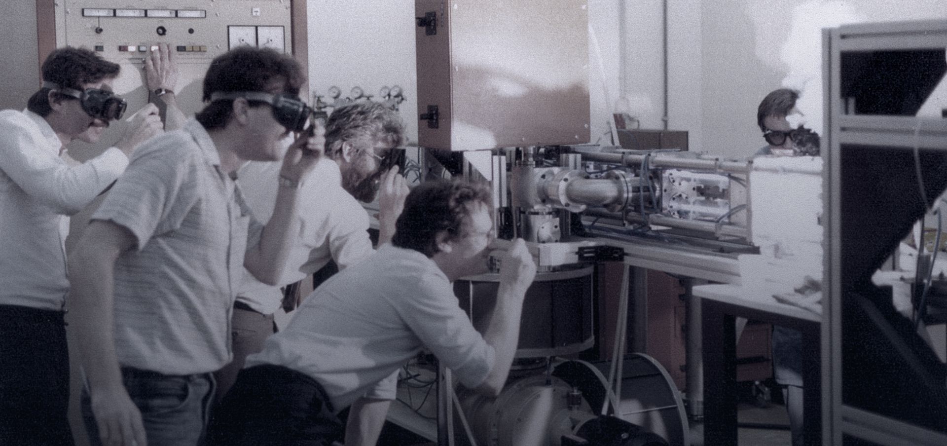 imagine istorică care ilustrează evoluția laserului în anii 1980 în cadrul TRUMPF