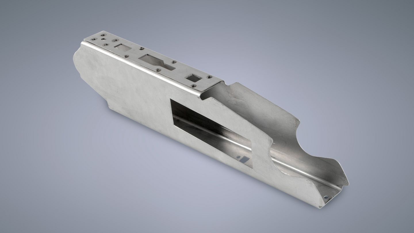 Special tool, tool with pivoting window