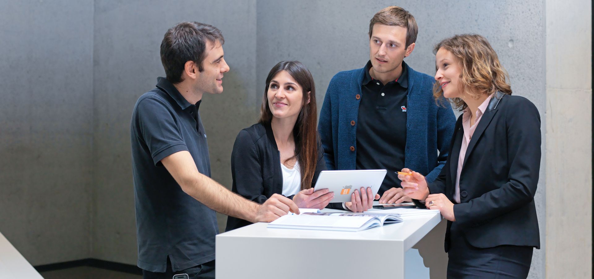 TRUMPF graduates talking