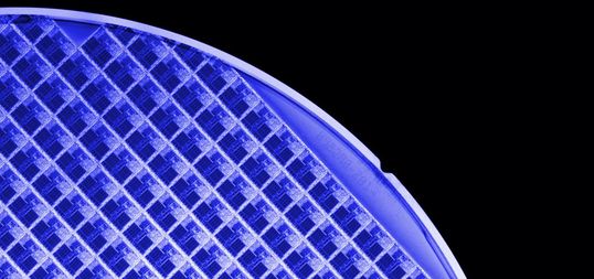 Imagen de tecnología de generadores de plasma RF