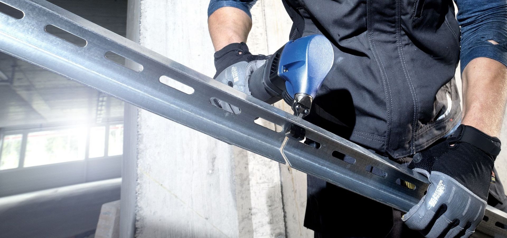 Profile-nibbler-cutting-profiles