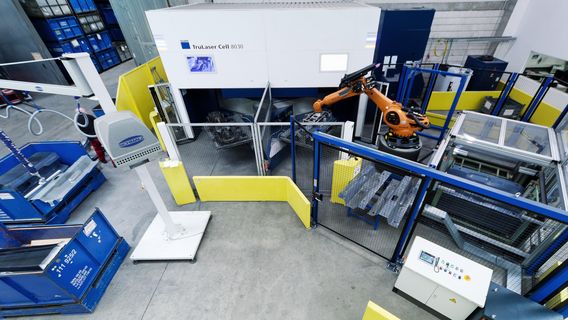 TruLaser Cell 8030 automation interface