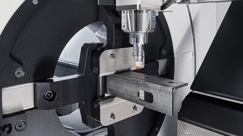 TruLaser Tube 3000 fiber、適応型クランプテクノロジ