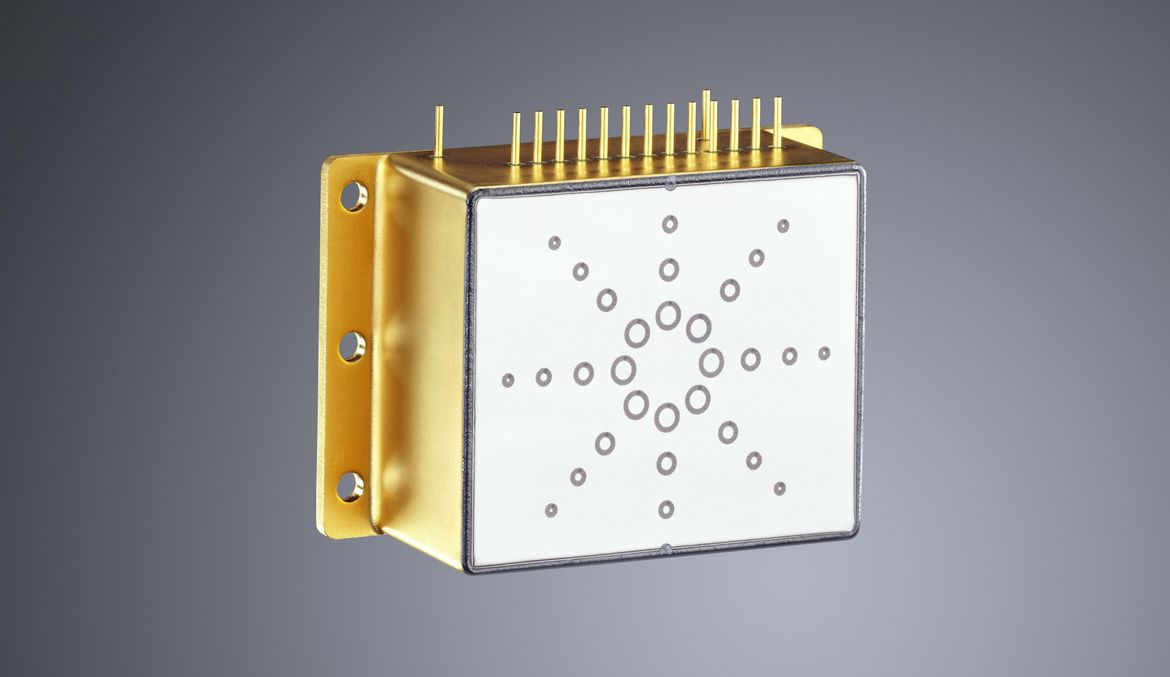 Gepulst naadlassen op een behuizing van een opto-elektronische component.
