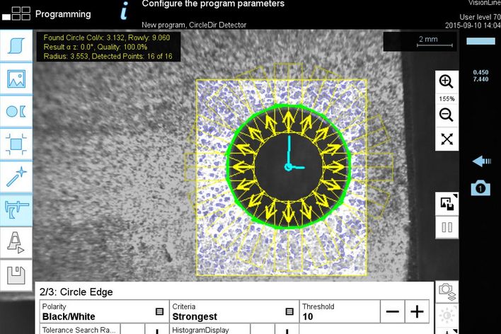 Detection of characteristics with VisionLine Detect