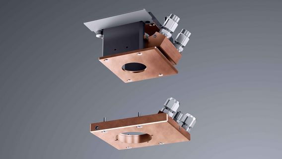 Focusing optics with Crossjet
